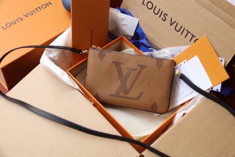 LV Clutch Bags